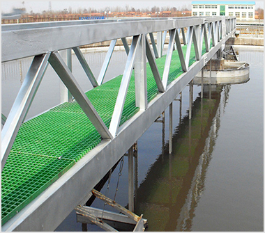 Waste Water Treatment Of Sludge Scraper With Peripheral Drive